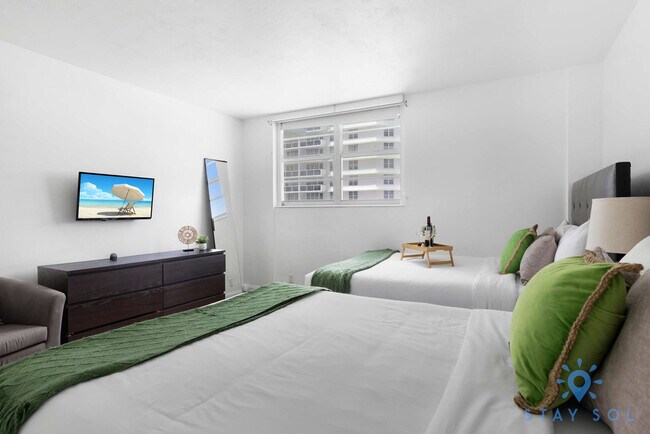 Building Photo - 3801 S Ocean Dr