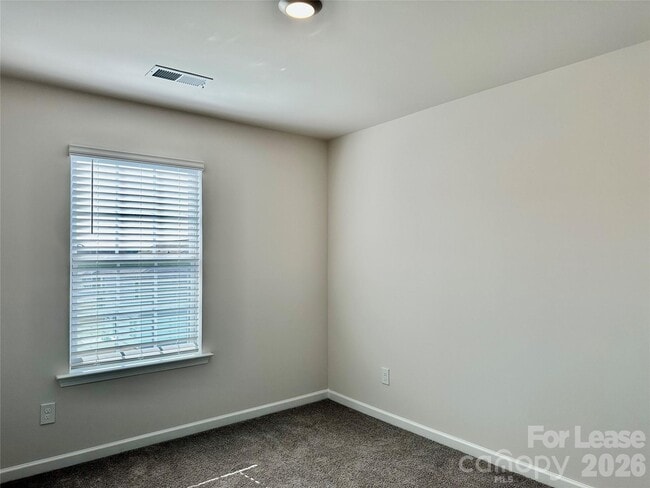 Building Photo - 1603 Blue Velvet Ln