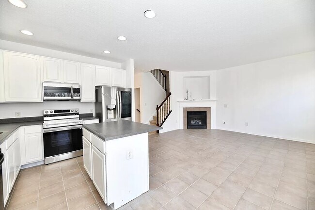 Building Photo - 11888 Esty Way
