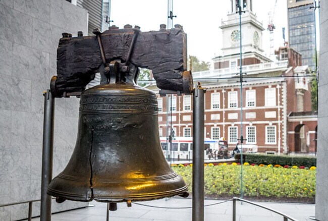 Building Photo - 212 W Roberts Ave