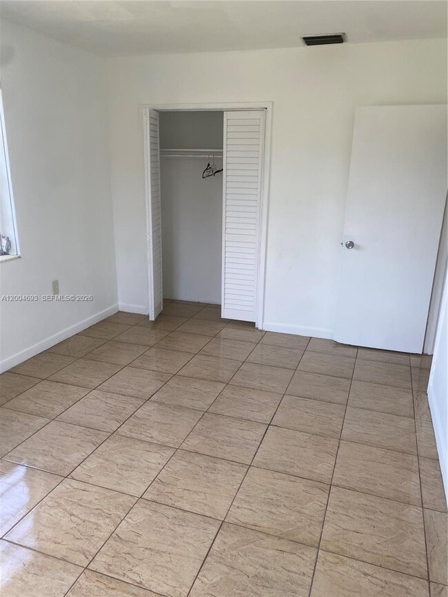 Building Photo - 14315 NW 12th Ave