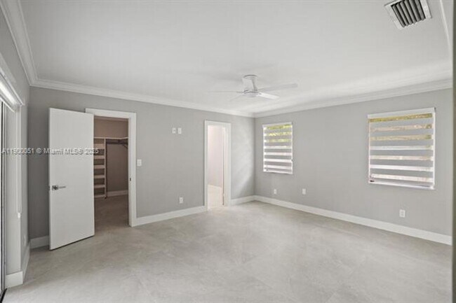 Building Photo - 8081 SW 139th Ter