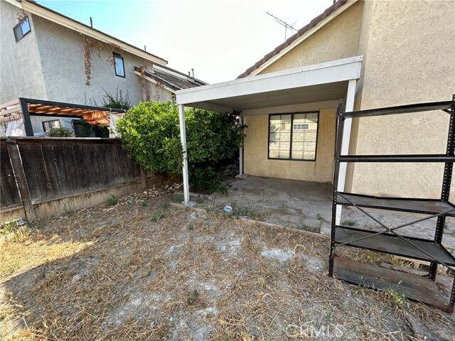 Building Photo - 1523 Heirloom Ave