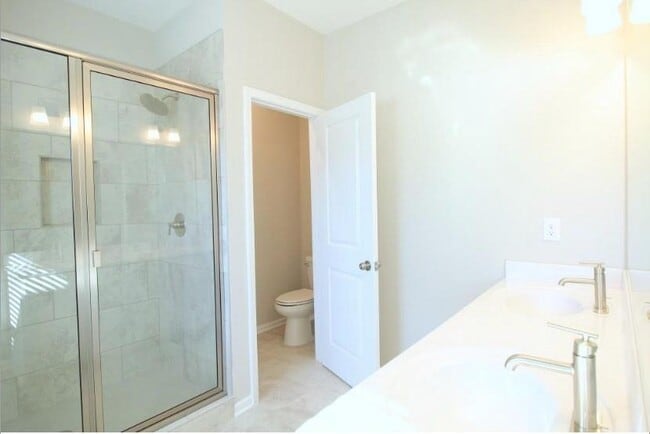 Building Photo - 4373 Valtek Ct