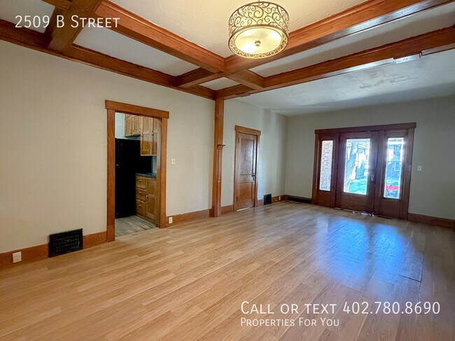 Building Photo - 2509 B St