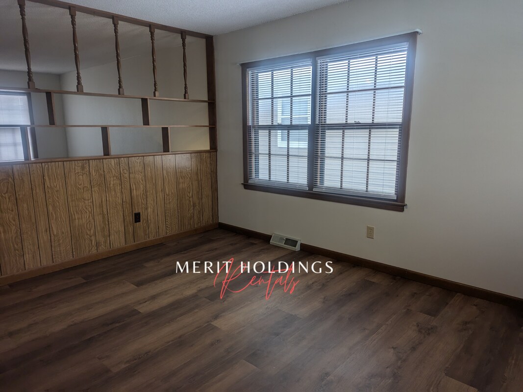 Building Photo - 1421 S Haden Ct