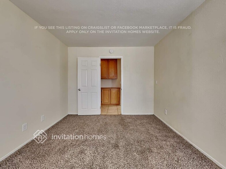 Building Photo - 3405 Montellano Ave