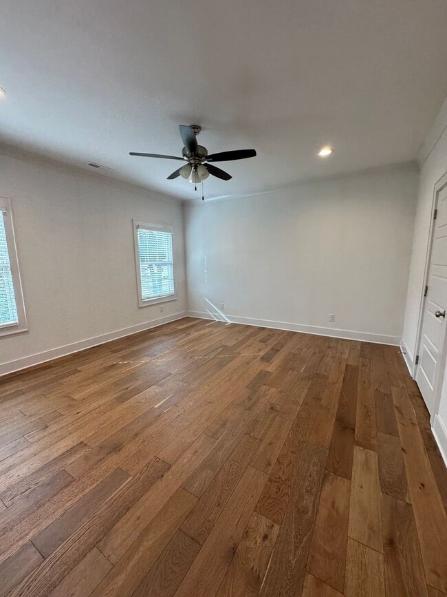 Building Photo - 3 Bedroom / 2 Bath  Johnson City TN