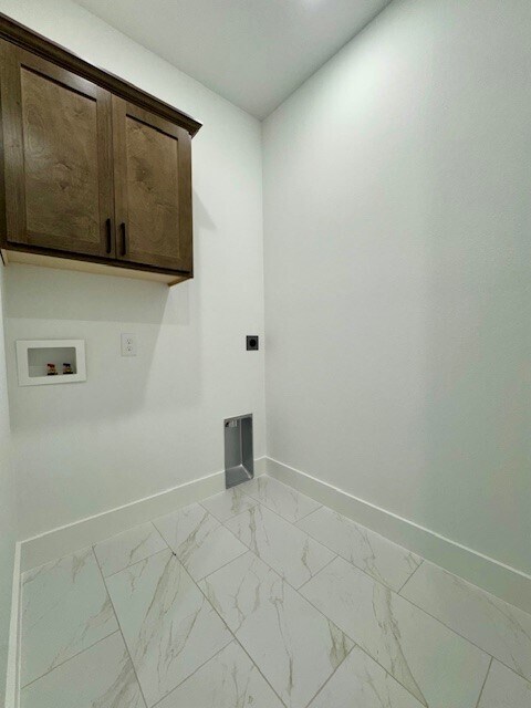 Building Photo - 12 Beneraird Ln