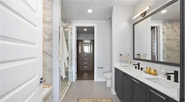 Building Photo - 601 Guadalupe St