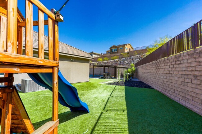 Building Photo - Single Story Pool Home In Reverence Guard Gated Community