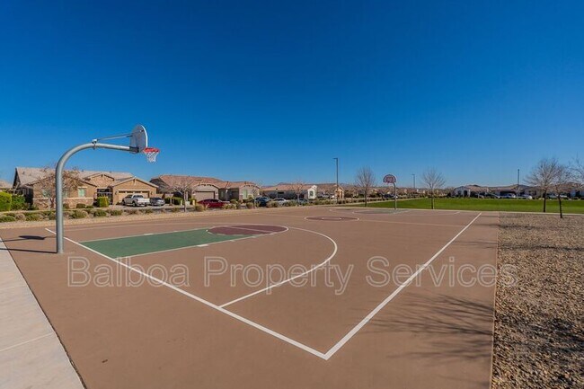 Building Photo - 5516 S Dillon Cir