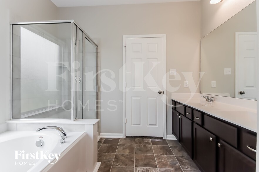 Building Photo - 3013 Tulip Poplar Ct