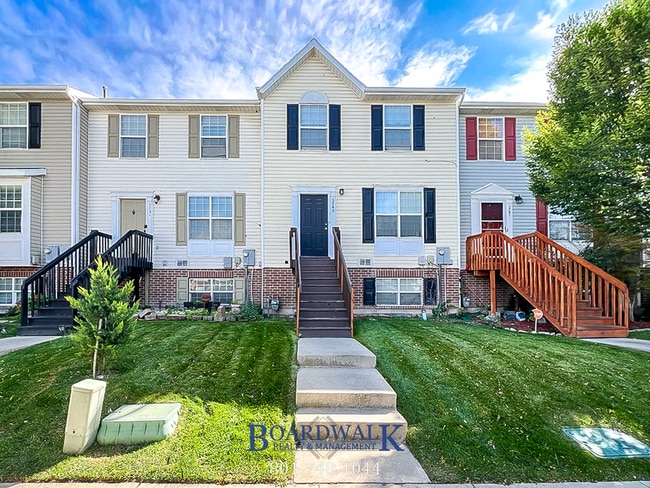 Primary Photo - Incredible Townhome in WVC!