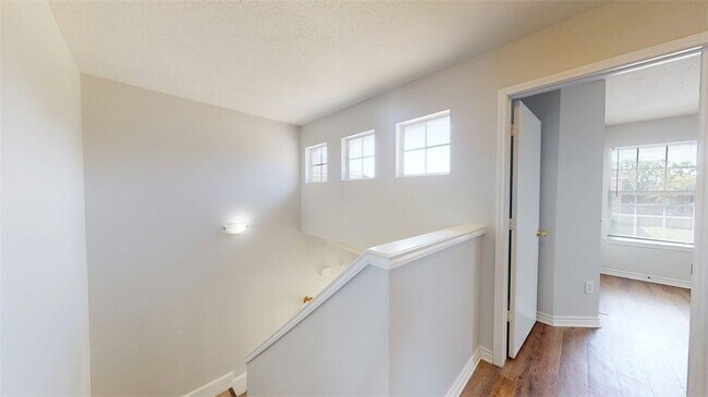 Building Photo - 4131 McFarland Dr