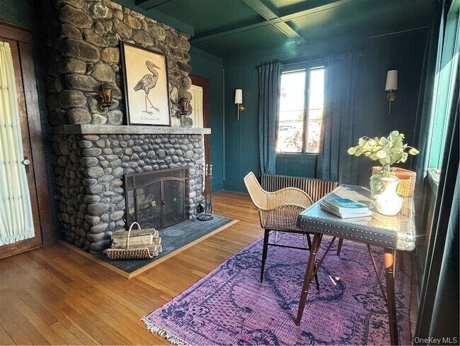 Building Photo - 194 N Midland Ave