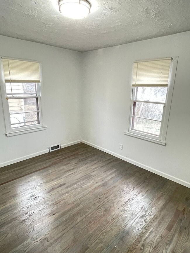 Building Photo - 3826 N 36th St