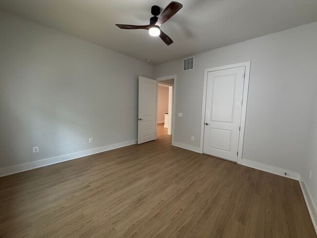 Building Photo - 1788 Flora Ln