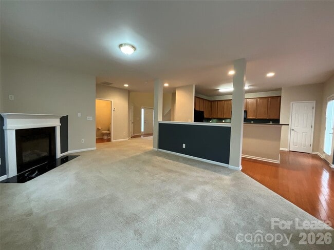 Building Photo - 2301 Trace Creek Dr