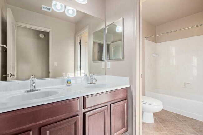 Building Photo - 13915 E Cienega Creek Dr