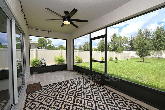 Building Photo - 2028 Rosewood Cir