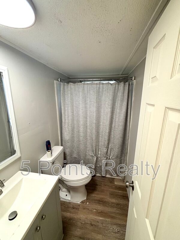 Building Photo - 9314 Beeler Ct