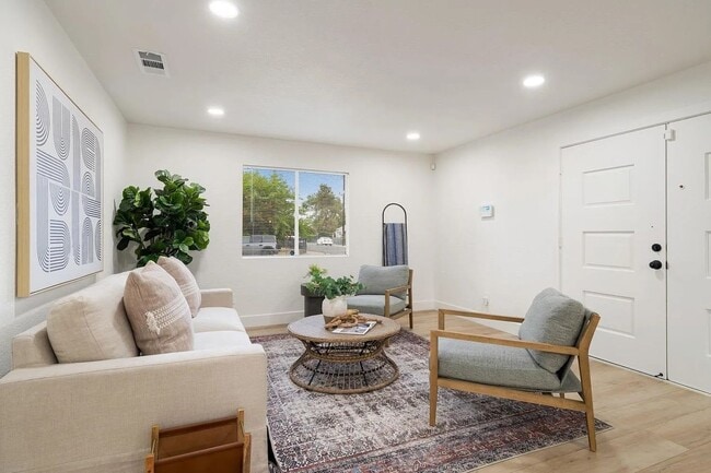 Building Photo - 5891 28th St