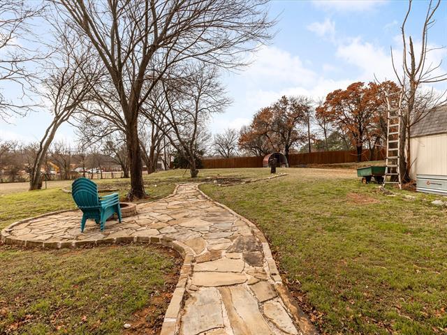 Building Photo - 4915 T W King Rd