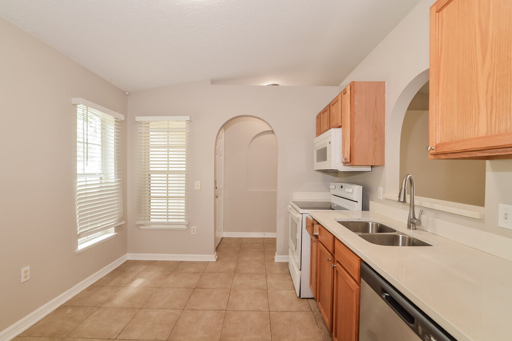 Building Photo - 2104 Aitkin Loop