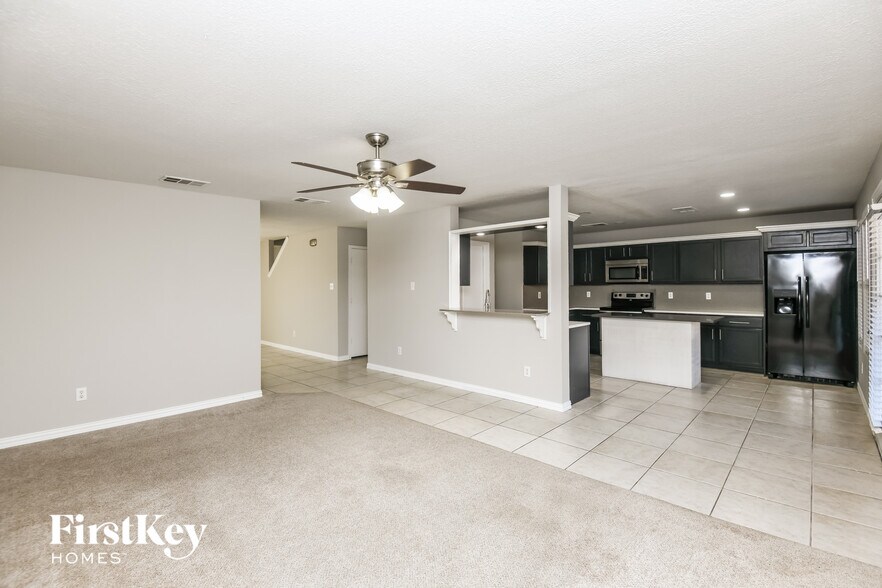 Building Photo - 5600 Ainsdale Dr