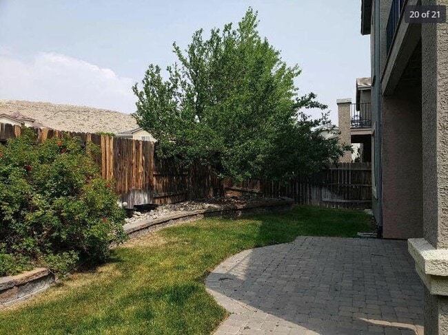 Building Photo - 3BR/2.5BA Bella Rio home in NW Reno on Quiet Street