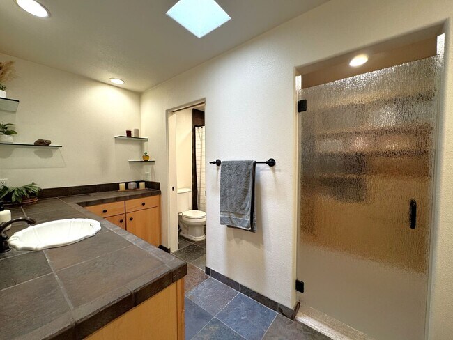 Building Photo - COMING SOON!! GORGEOUS 2 Bed 2 Bath Home in BERMUDA DUNES!