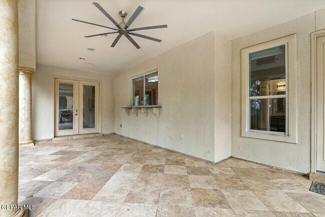 Building Photo - 6528 Calle Placido Dr