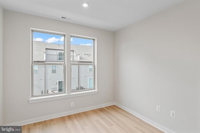 Building Photo - 2152 Glacier Rd