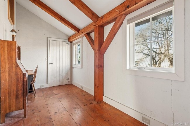 Building Photo - 7 Jagger Ln