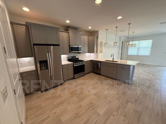 Building Photo - 2694 Addison Dr