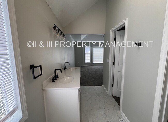 Building Photo - 14533 W 86th Terrace