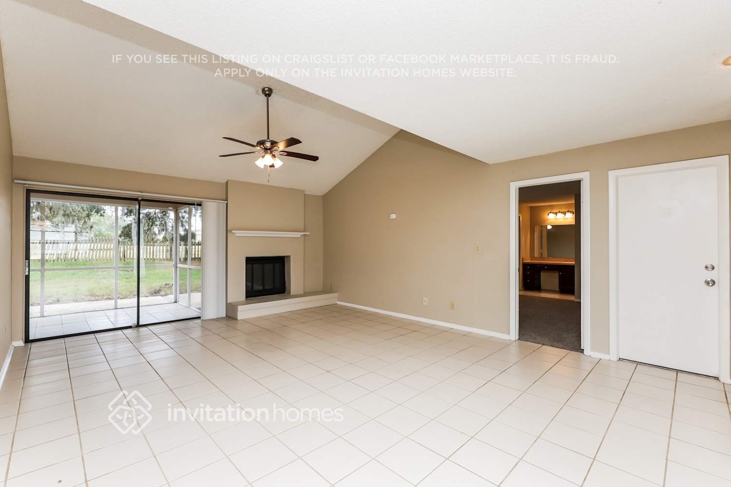 Building Photo - 1403 Live Oak Ct