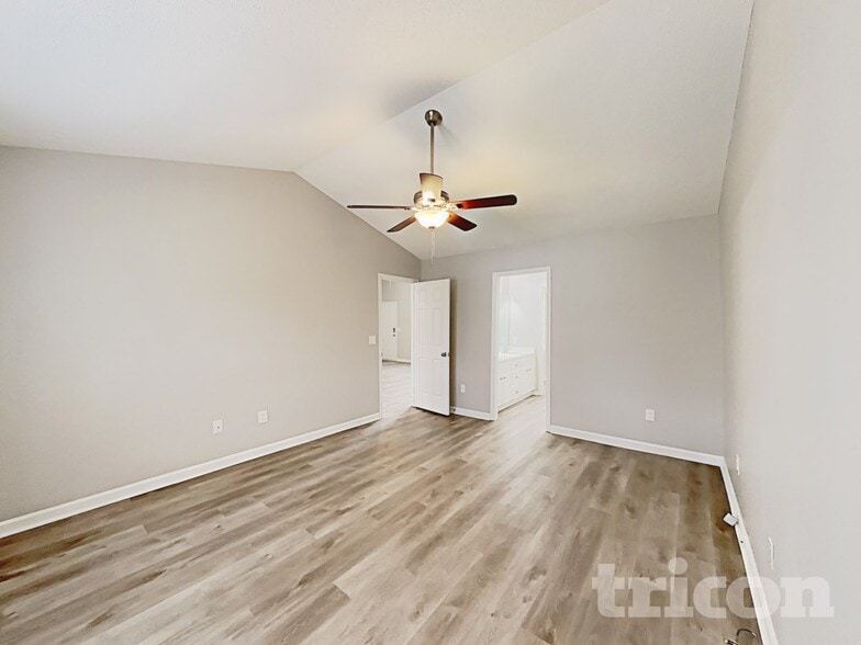 Building Photo - 603 Garrison Ave