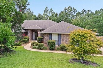 Building Photo - 4120 Fenwick Loop S