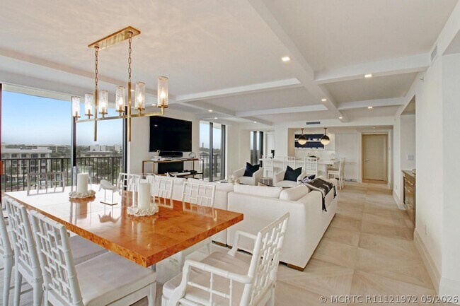 Building Photo - 400 S Beach Rd
