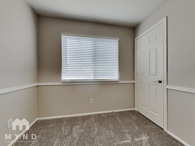 Building Photo - 40167 N Costa Del Sol Dr