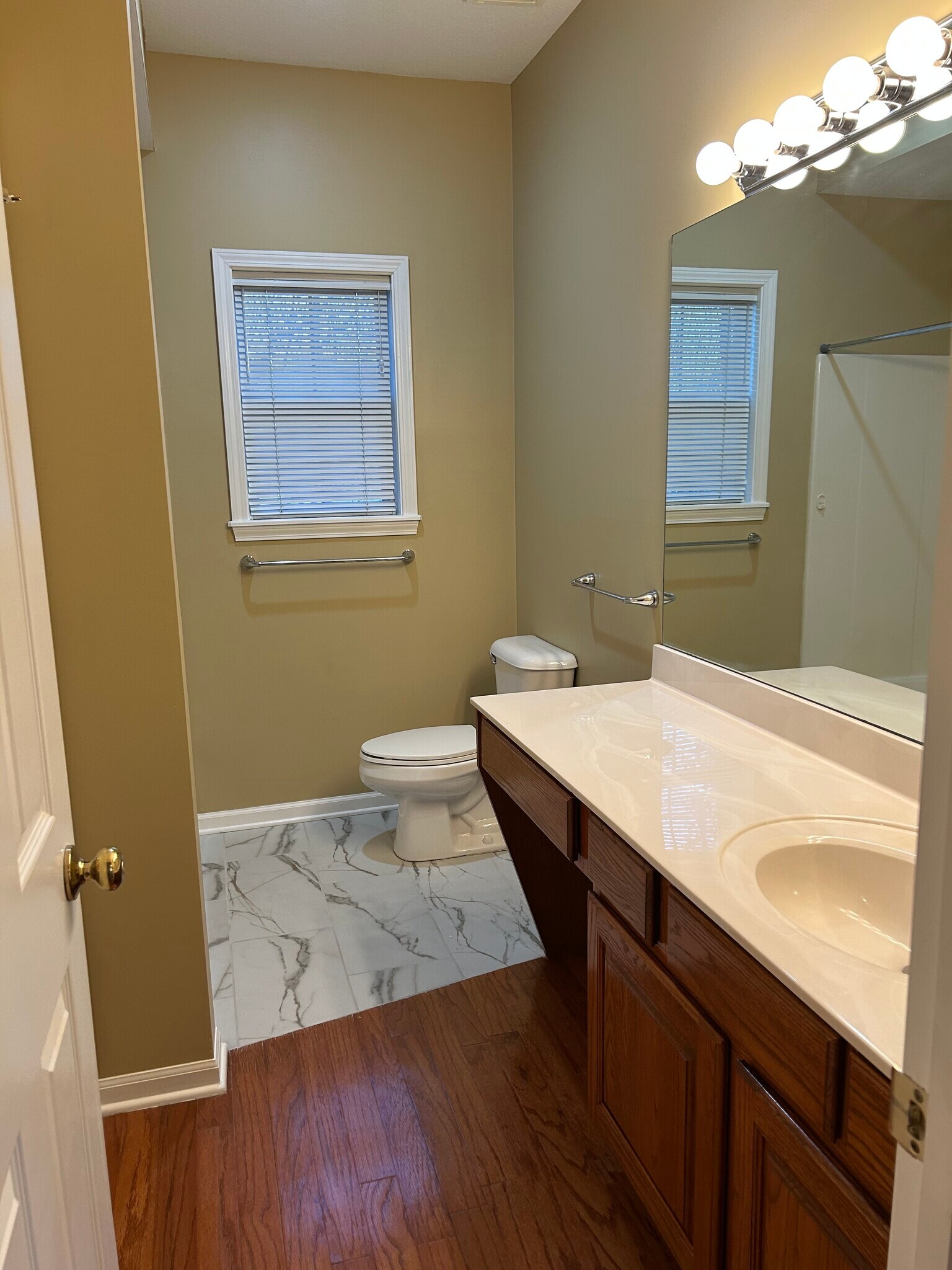 Building Photo - 700 Sudbury Dr