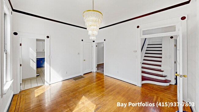 Building Photo - 1239 Haskell St