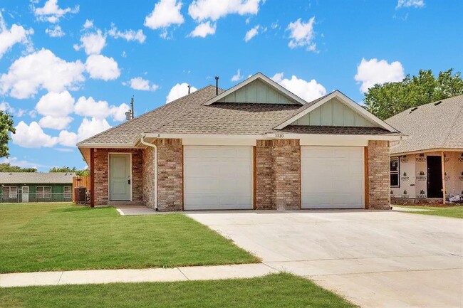 Primary Photo - 1324 SW New York Ave