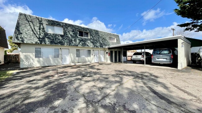 Primary Photo - 2 Bedroom Townhouse across from Harloe Ele...