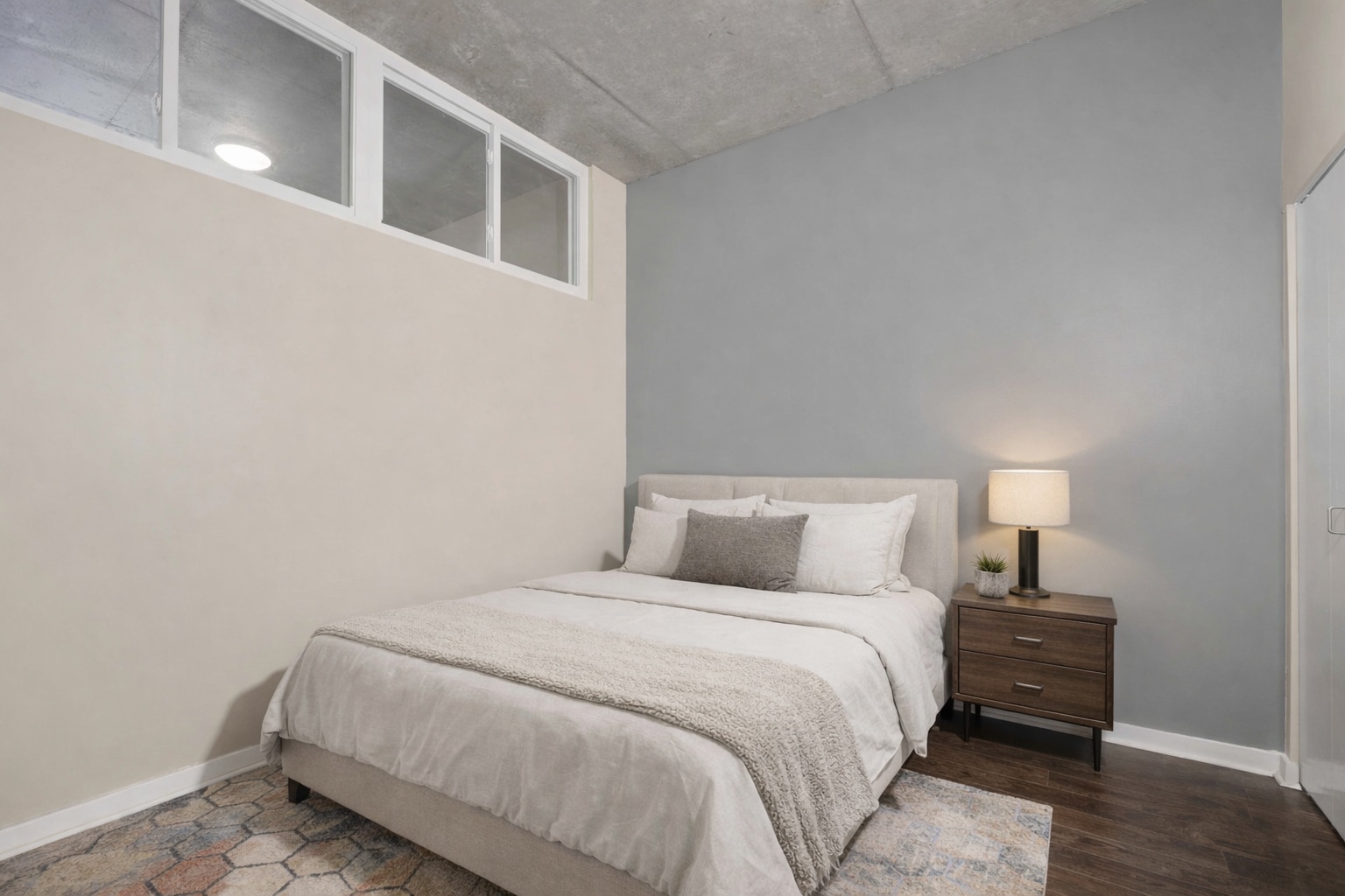 Building Photo - 235 W Van Buren St