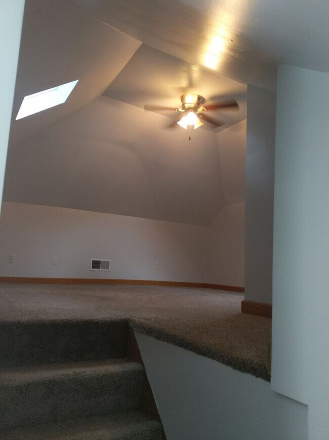 Building Photo - 2841 N 45th St