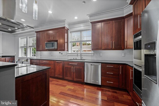 Building Photo - 9715 Singleton Dr