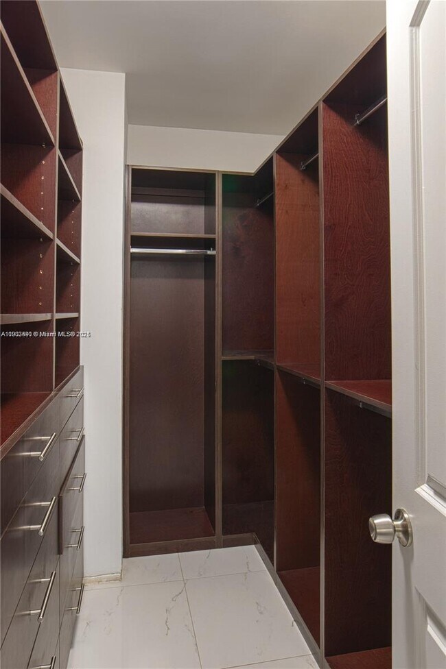 Building Photo - 10185 Collins Ave